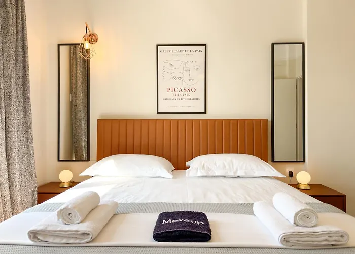 Apartament Luxury Downtown H1 *